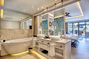 Diamond Club Luxury Junior Suite  - Hideaway at Royalton Riviera Cancun - All Inclusive