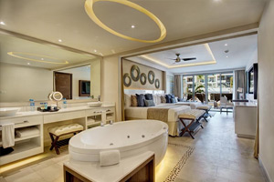 Luxury Suite - Hideaway at Royalton Riviera Cancun - All Inclusive